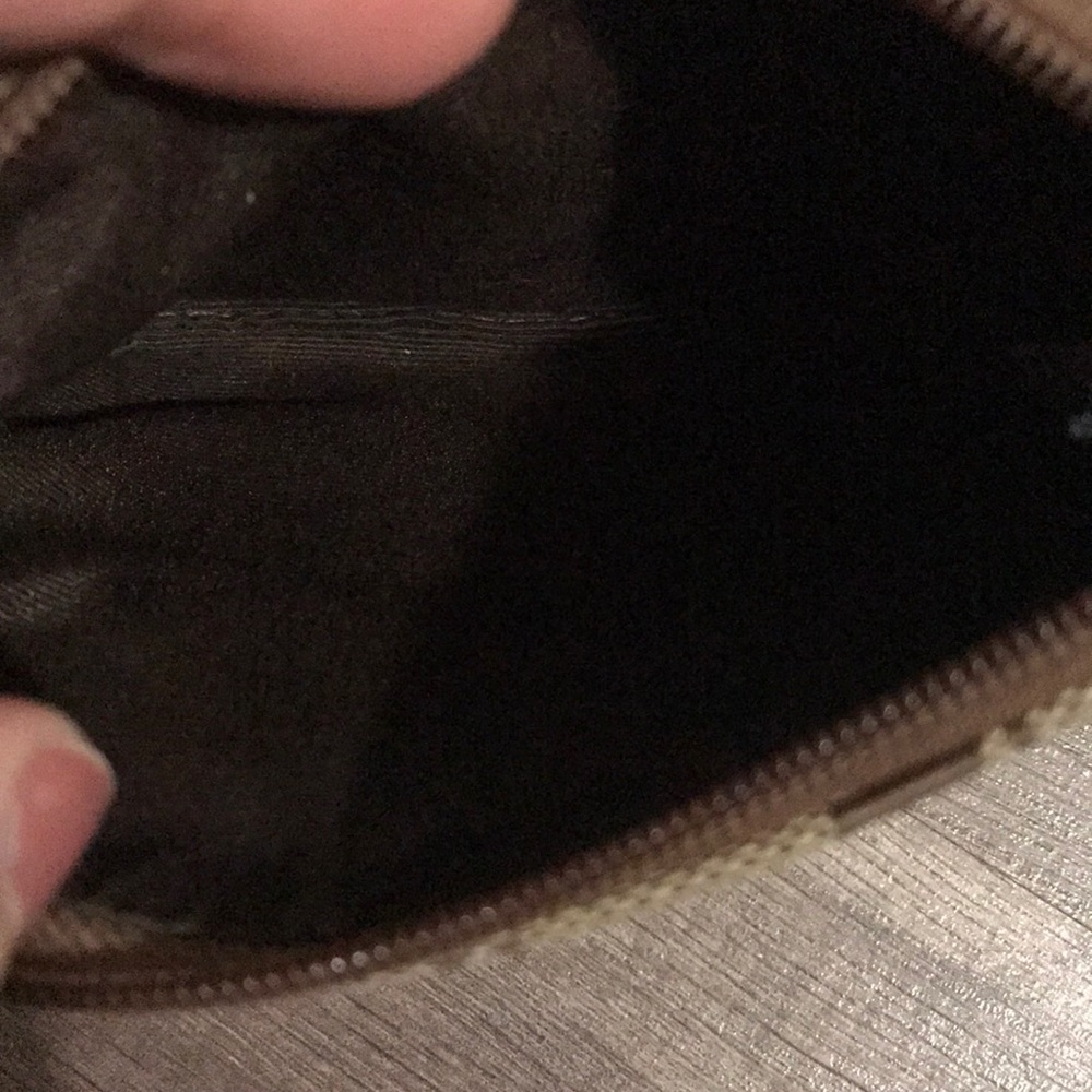 Coach Wristlet - Picture 5 of 8